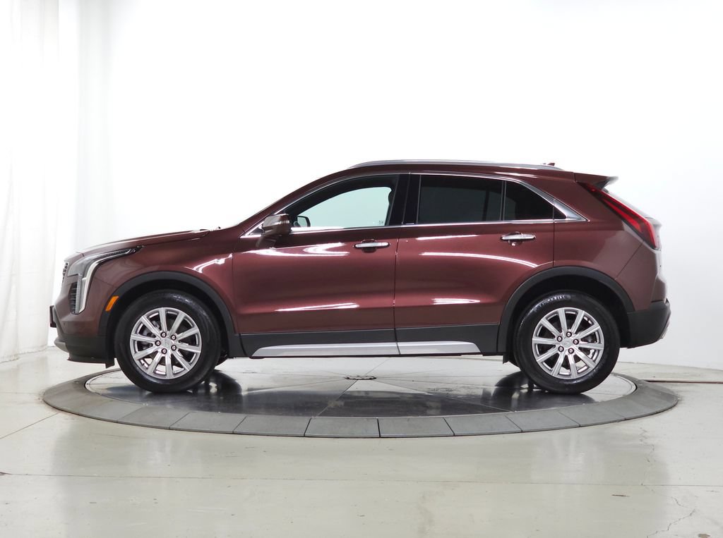 Used 2023 Cadillac XT4 Premium Luxury AWD/4WD image 2