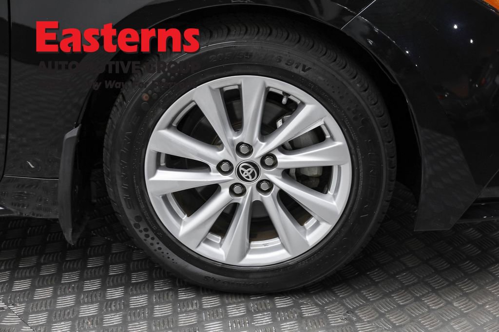 Used 2023 Toyota Corolla LE w/ LE Convenience Package image 31