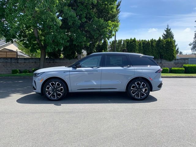 New 2026 Lincoln Nautilus Reserve AWD/4WD image 2