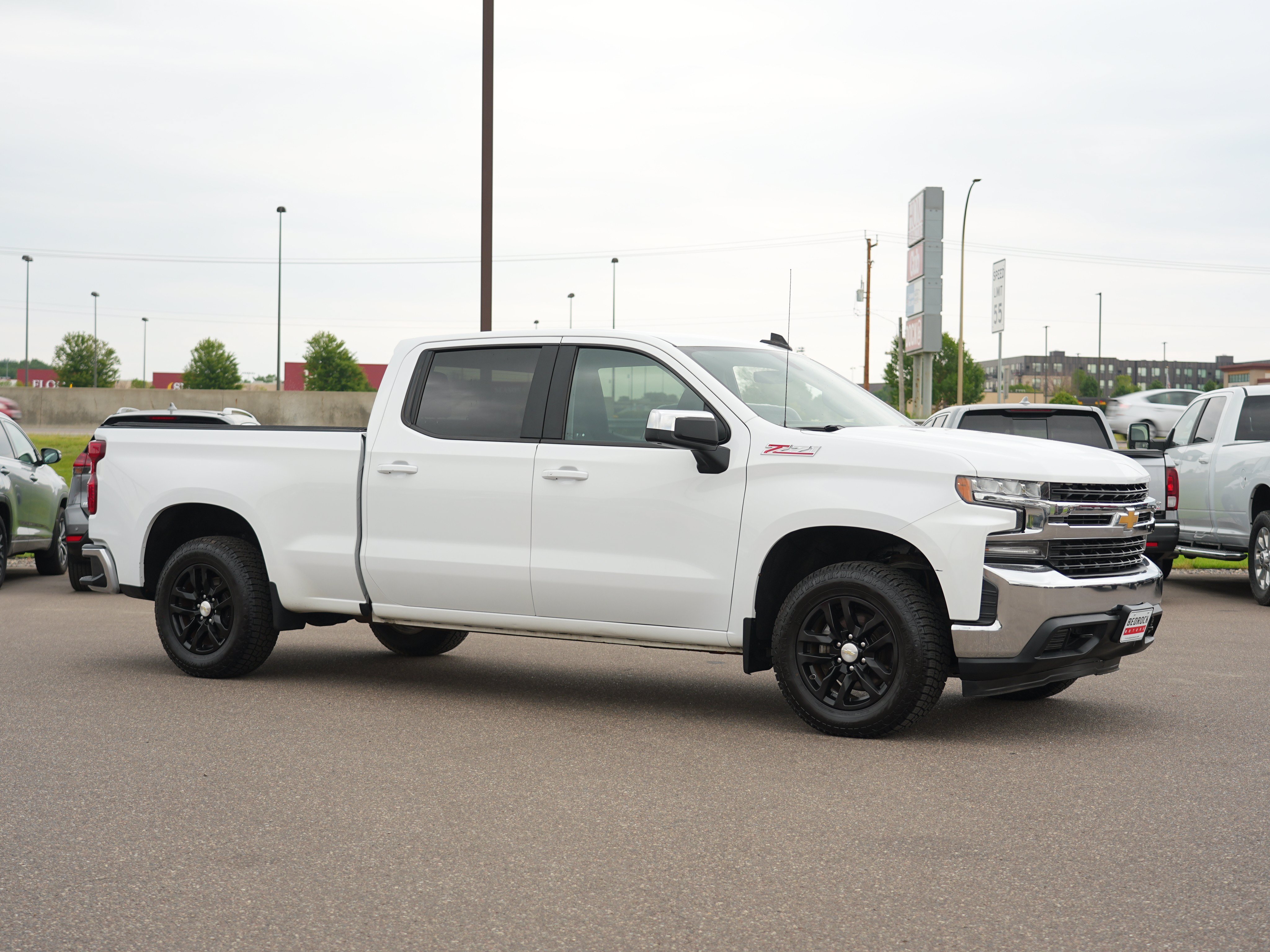 Used 2020 Chevrolet Silverado 1500 LT w/ True North Edition AWD/4WD image 2