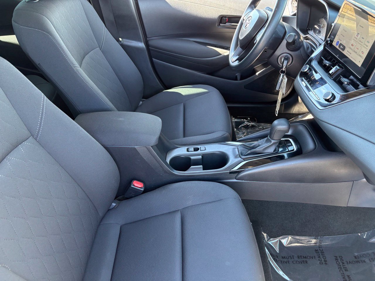 Used 2024 Toyota Corolla LE FWD image 12