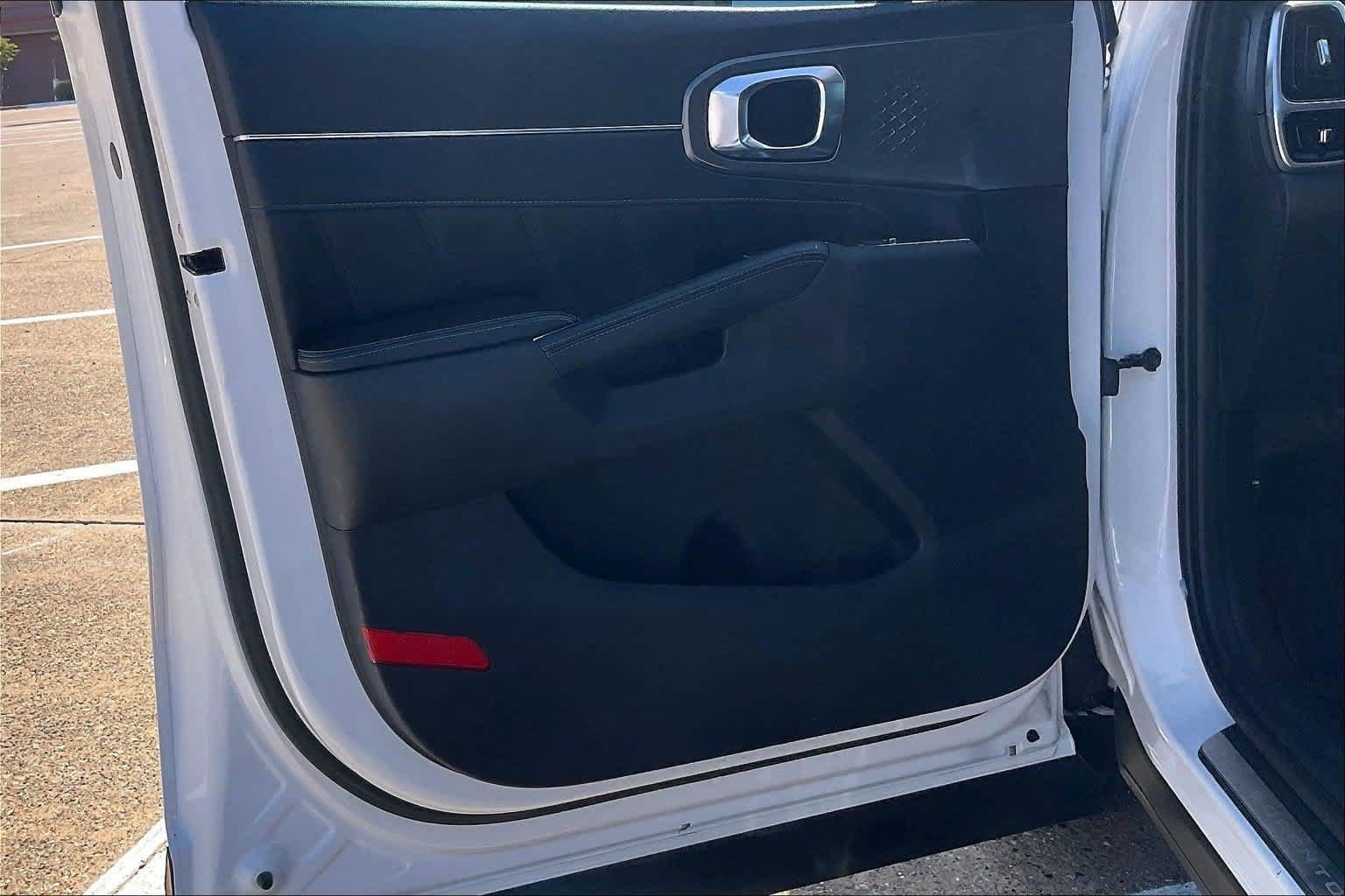 Certified 2022 Kia Sorento SX FWD image 25