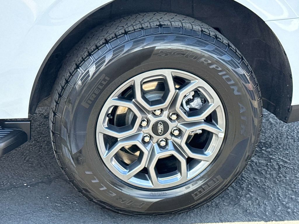 Certified 2025 Ford Expedition Active image 30