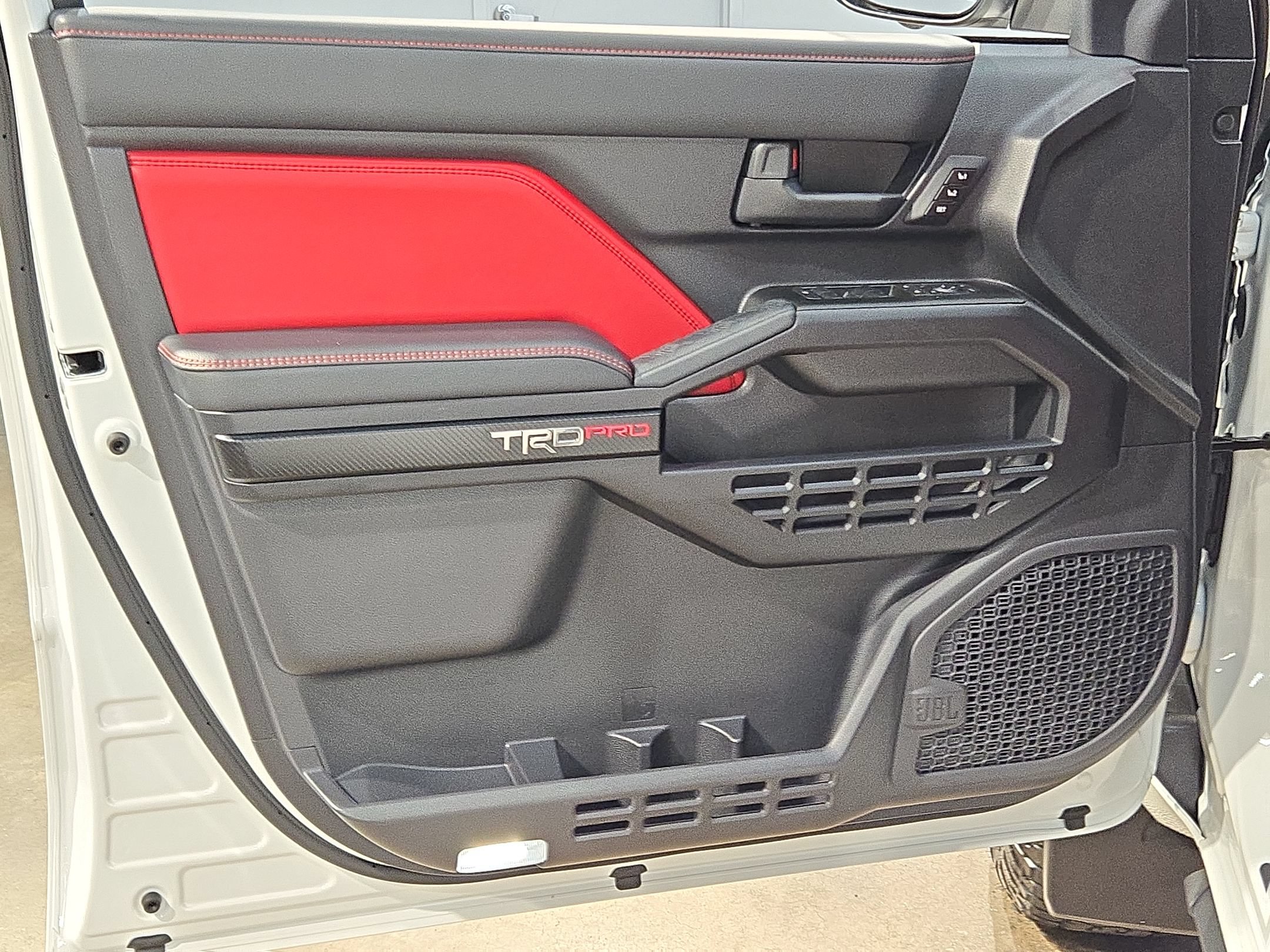 Certified 2025 Toyota 4Runner TRD Pro AWD/4WD image 20