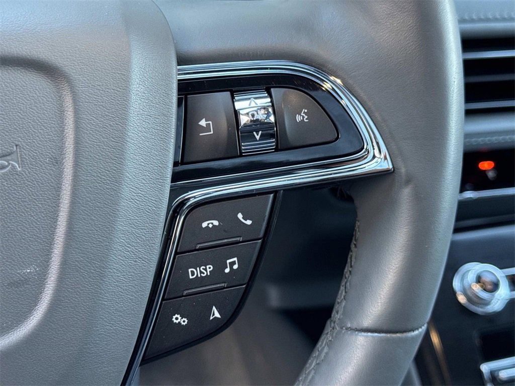 Used 2022 Lincoln Nautilus Reserve w/ Equipment Group 201A image 26