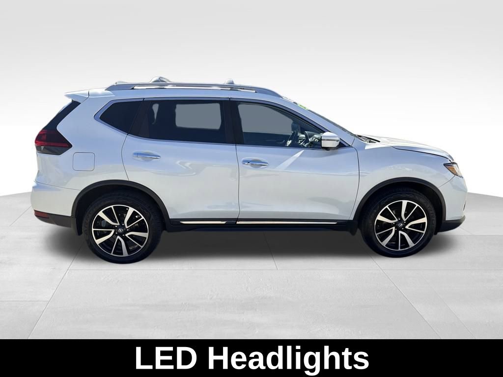 Used 2019 Nissan Rogue SL w/ Premium Package image 7