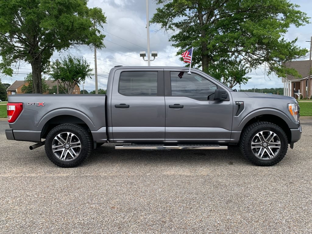 Used 2021 Ford F150 XL w/ STX Appearance Package RWD image 2