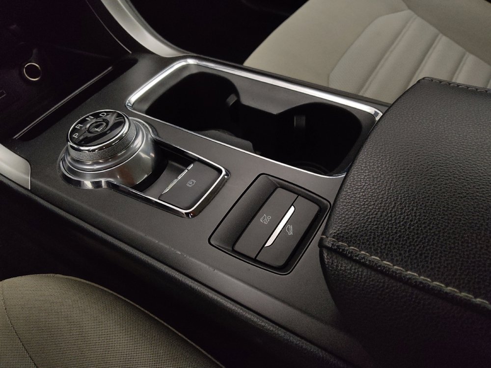 Used 2018 Ford Fusion S FWD image 26