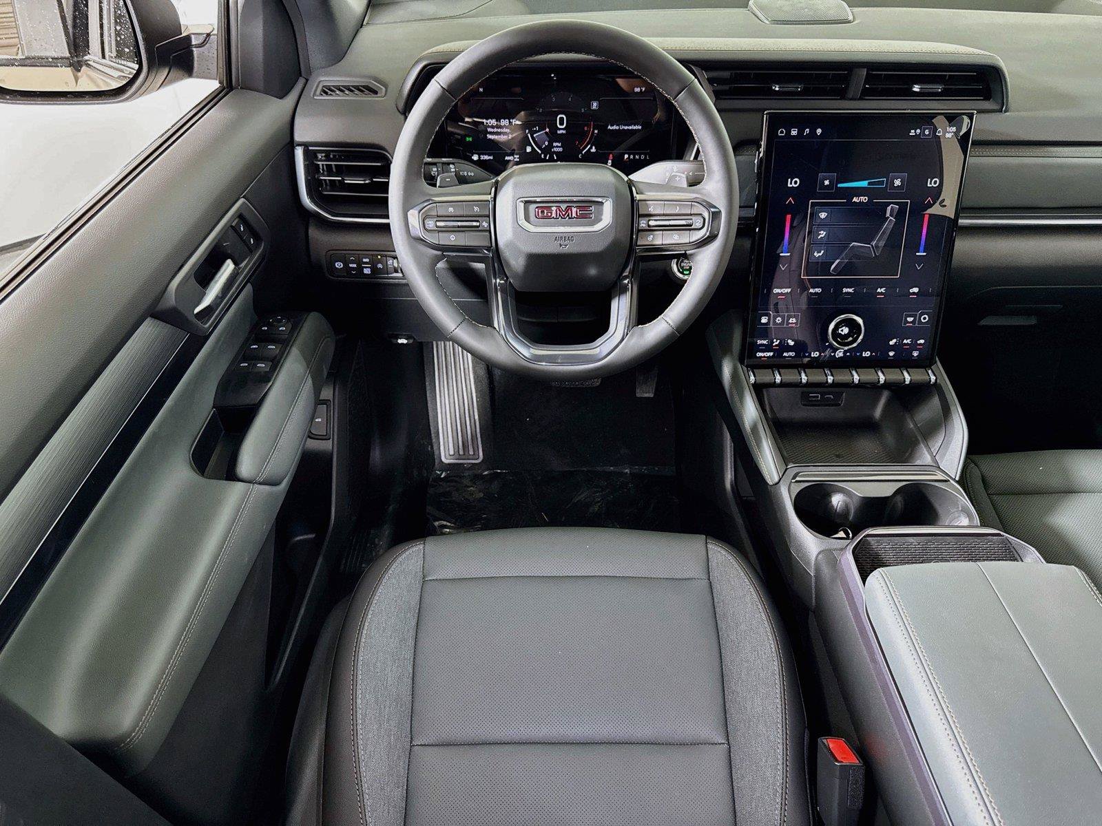 New 2027 GMC Terrain AT4 w/ Technology Package II AWD/4WD image 15
