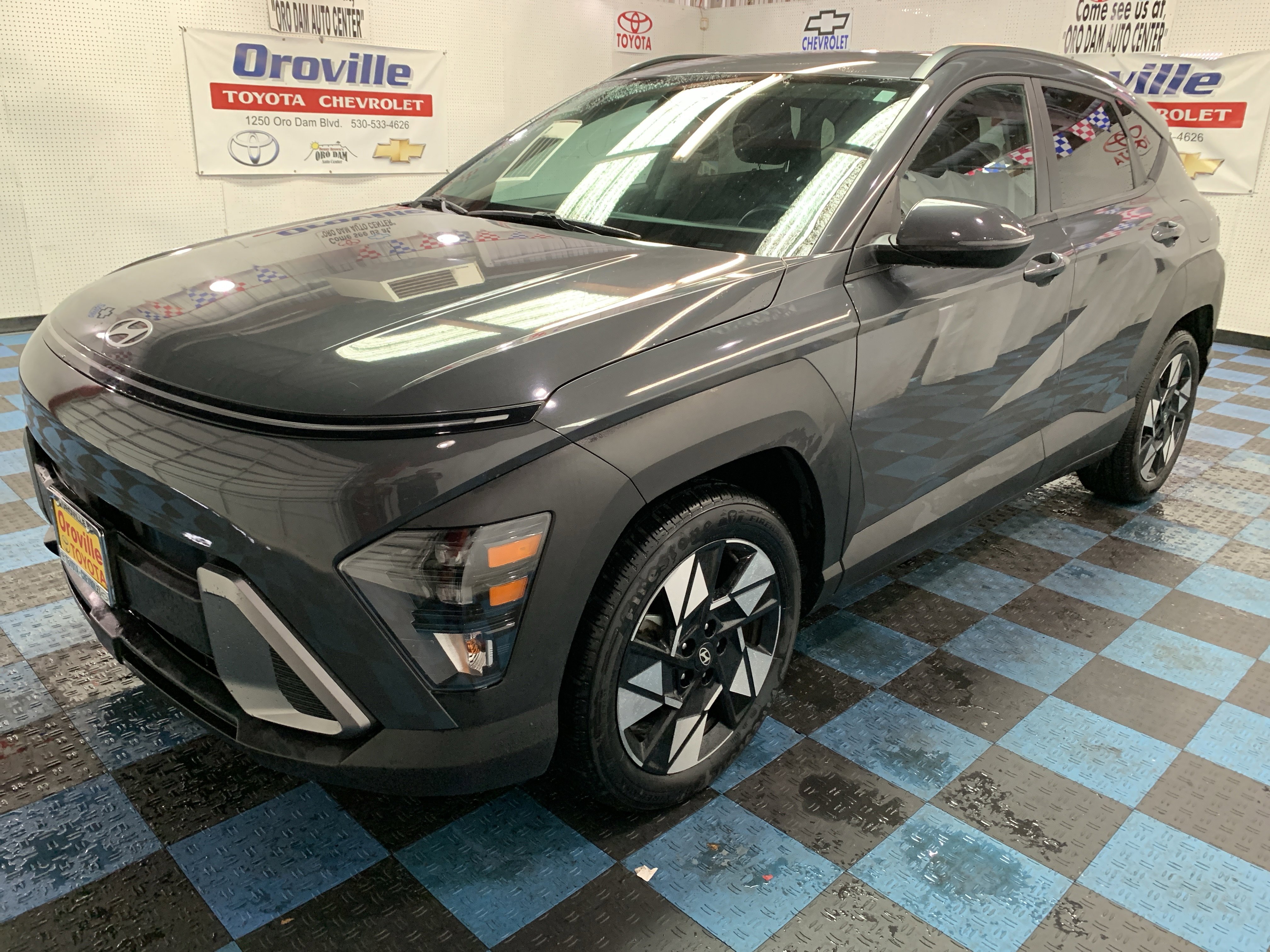 Used 2024 Hyundai Kona SEL image 2