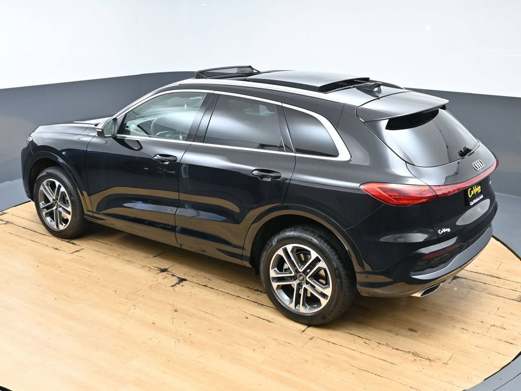 Used 2025 Audi Q5 Premium w/ Convenience Package AWD/4WD image 47