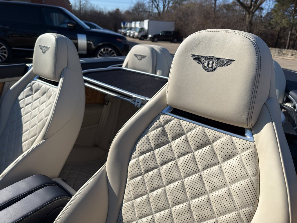 Used 2017 Bentley Continental GT image 25