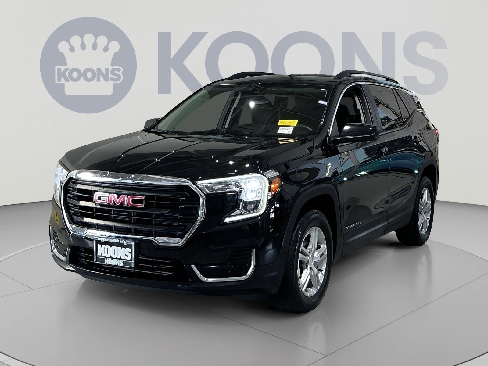 Used 2023 GMC Terrain SLE w/ Driver Convenience Package