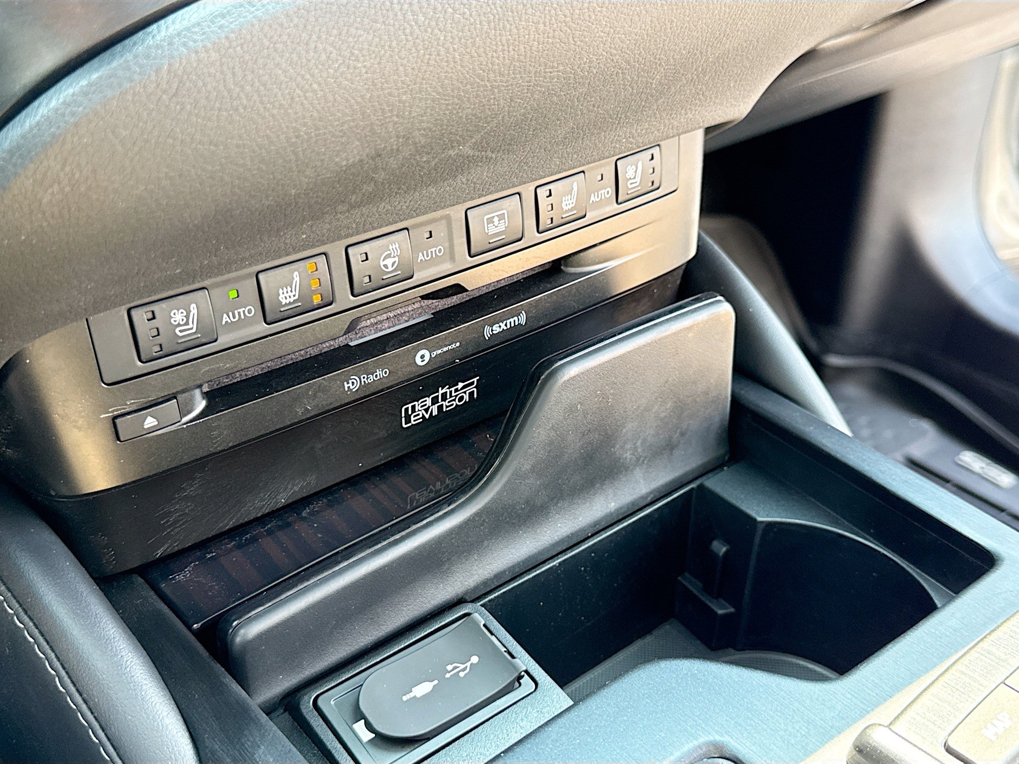 Used 2019 Lexus ES 350 w/ Accessory Package 2 FWD image 9