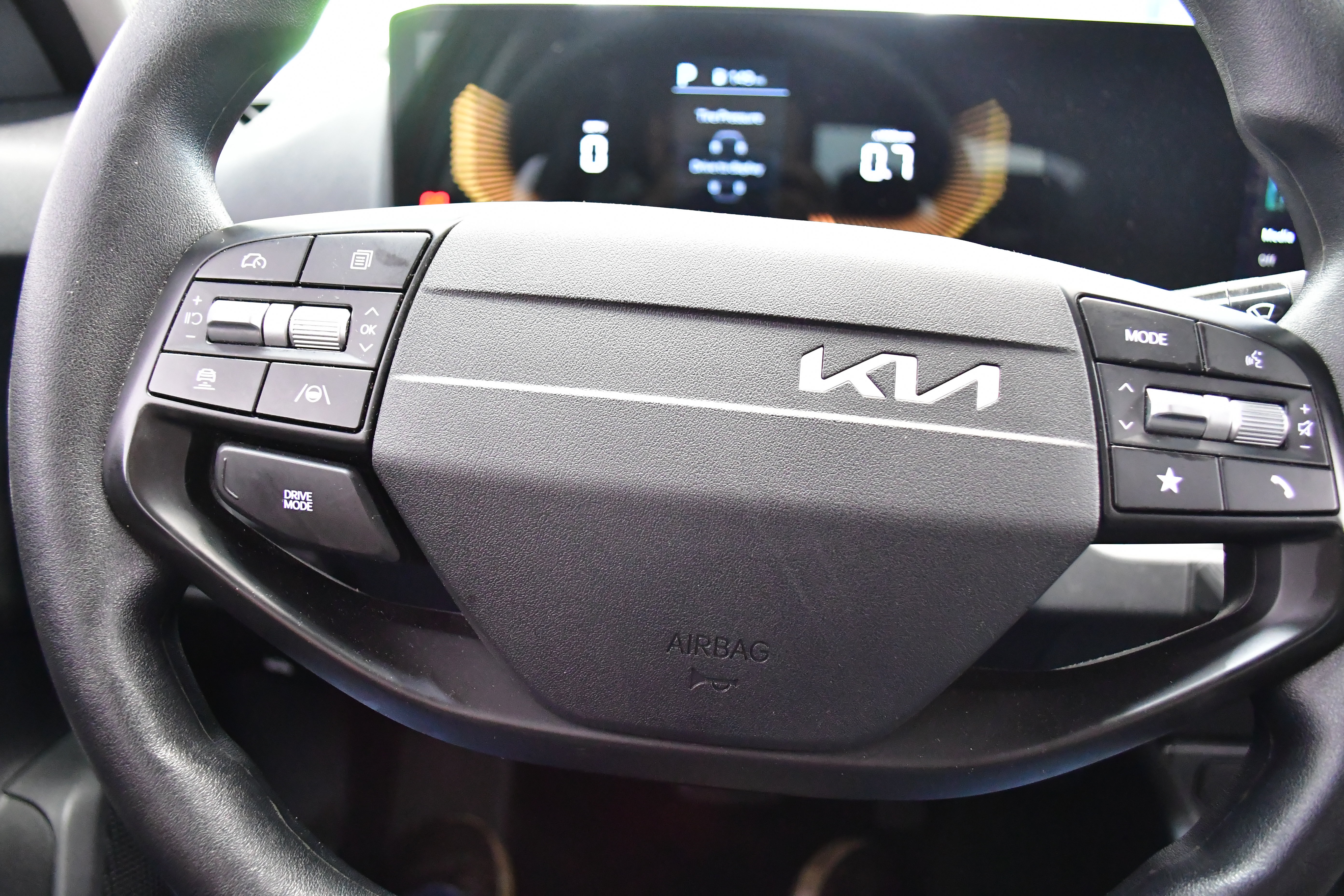 Used 2025 Kia K4 FWD image 18