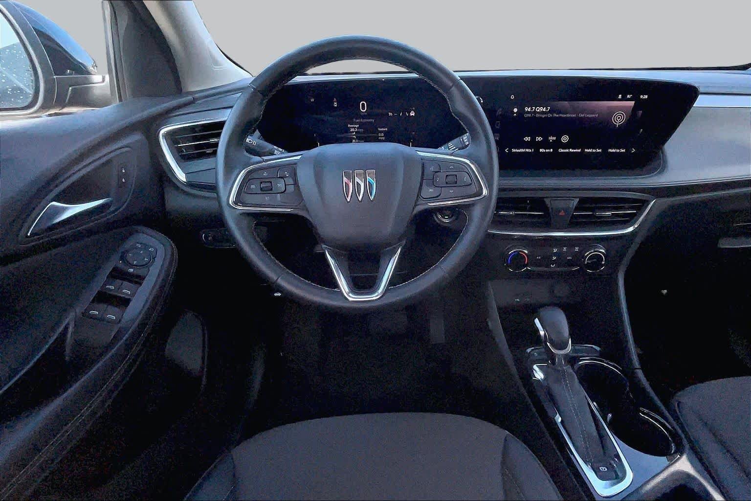 Used 2025 Buick Encore GX Preferred FWD image 5