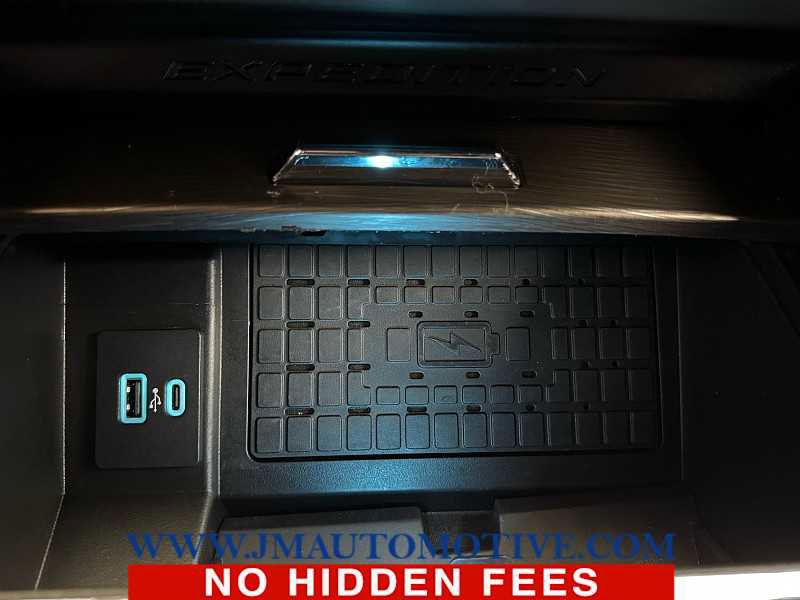 Used 2023 Ford Expedition Limited image 40