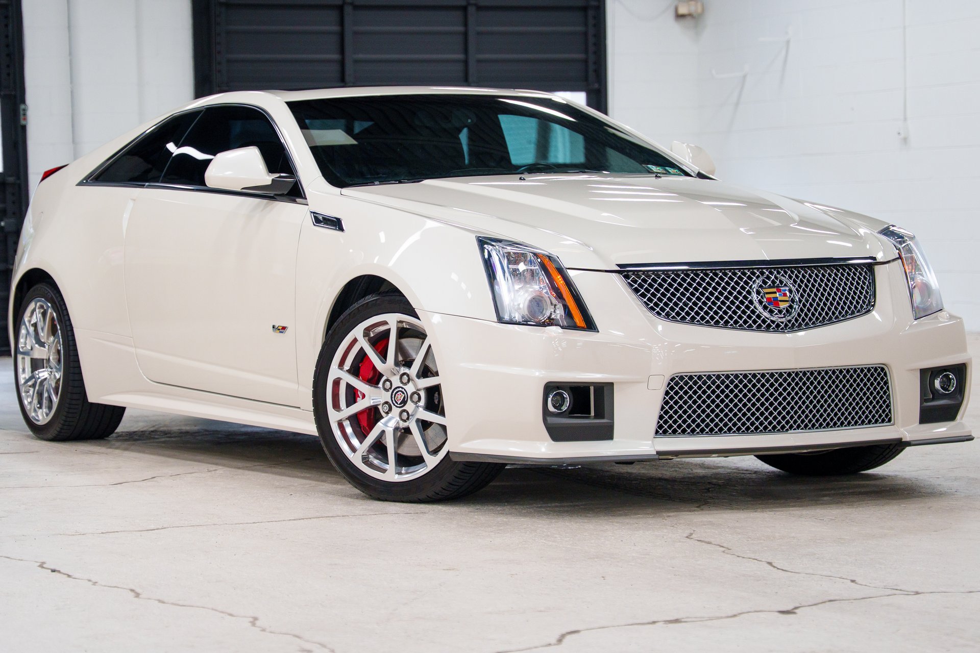 Used 2013 Cadillac CTS V RWD image 23