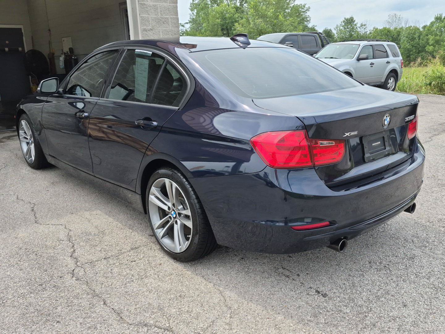 Used 2014 BMW 335i xDrive Sedan AWD/4WD image 5