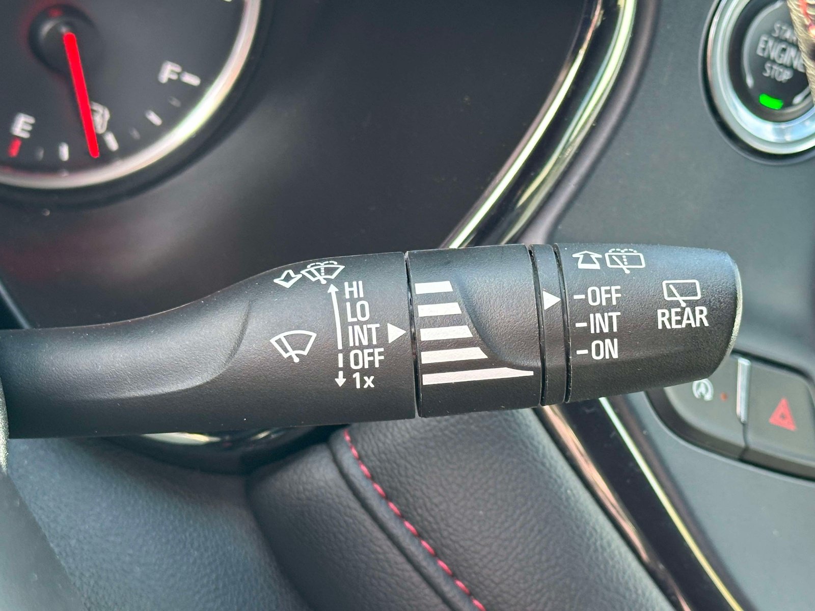 Used 2020 Chevrolet Blazer RS FWD image 23
