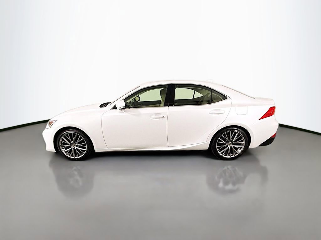 Used 2019 Lexus IS 300 AWD image 4