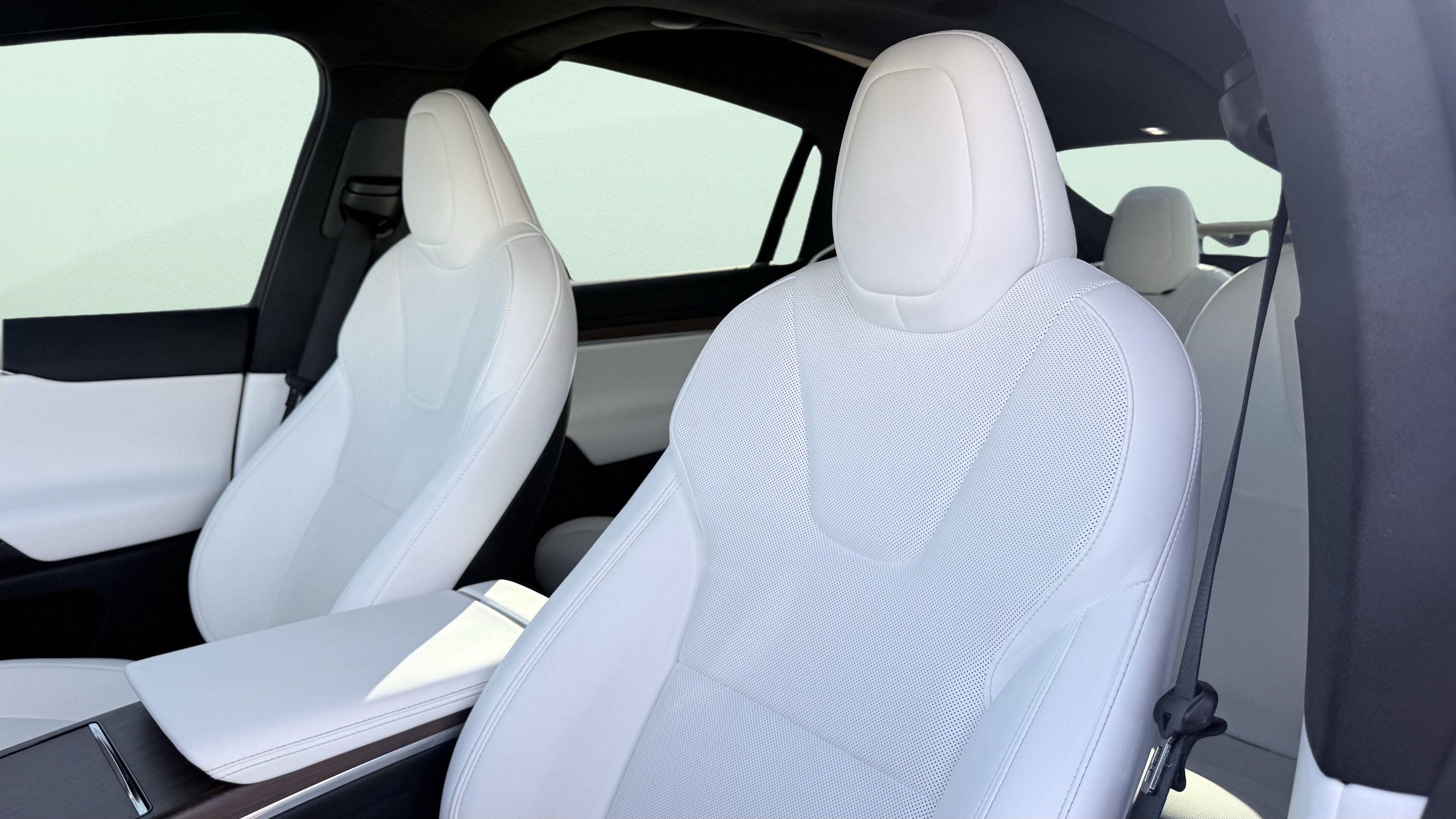Used 2023 Tesla Model X AWD/4WD image 27