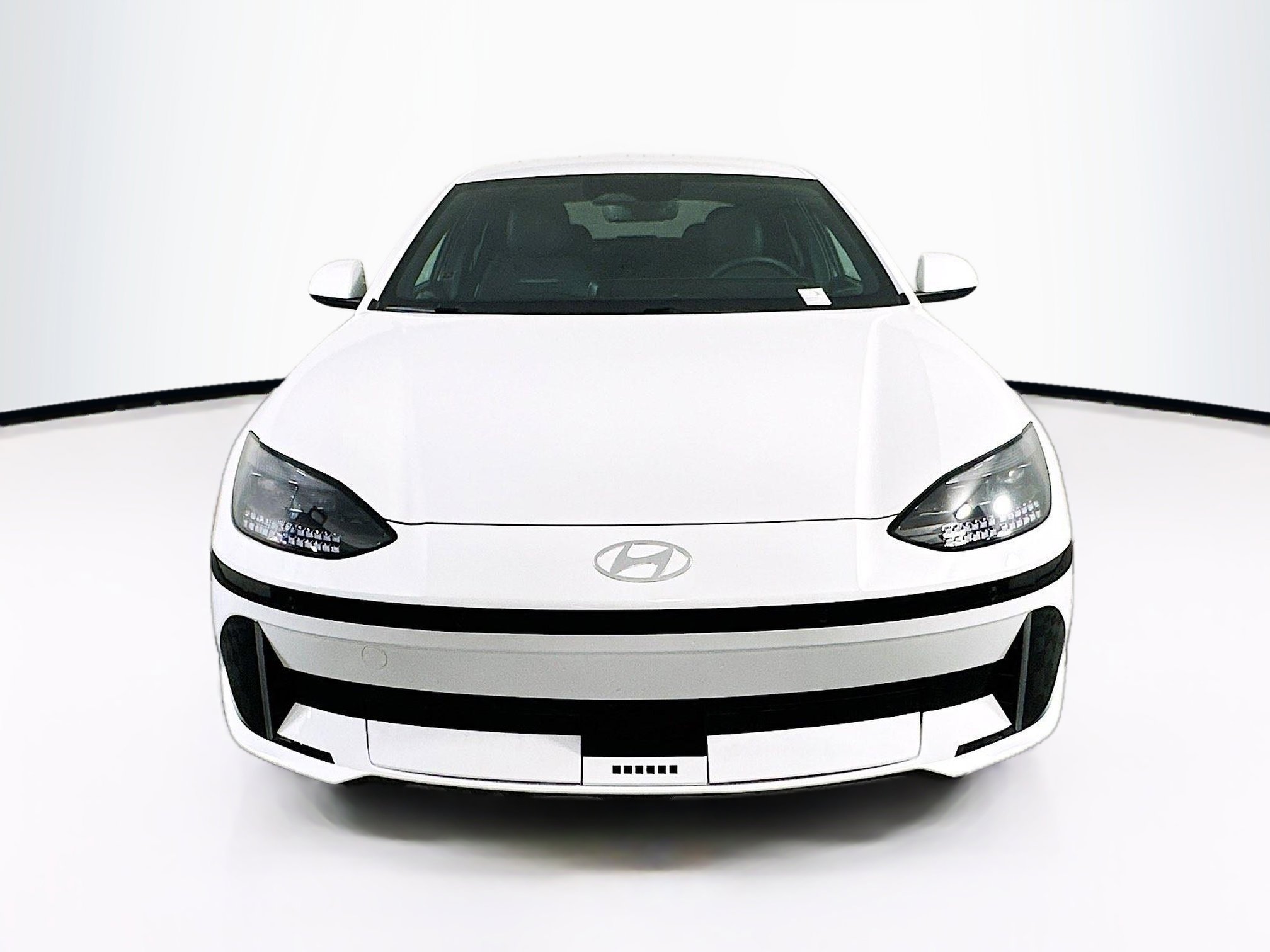 Used 2023 Hyundai Ioniq 6 SEL w/ Cargo Package image 2