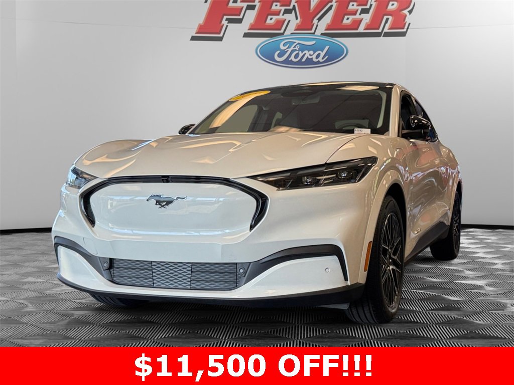 New 2025 Ford Mustang Mach-E Premium image 1