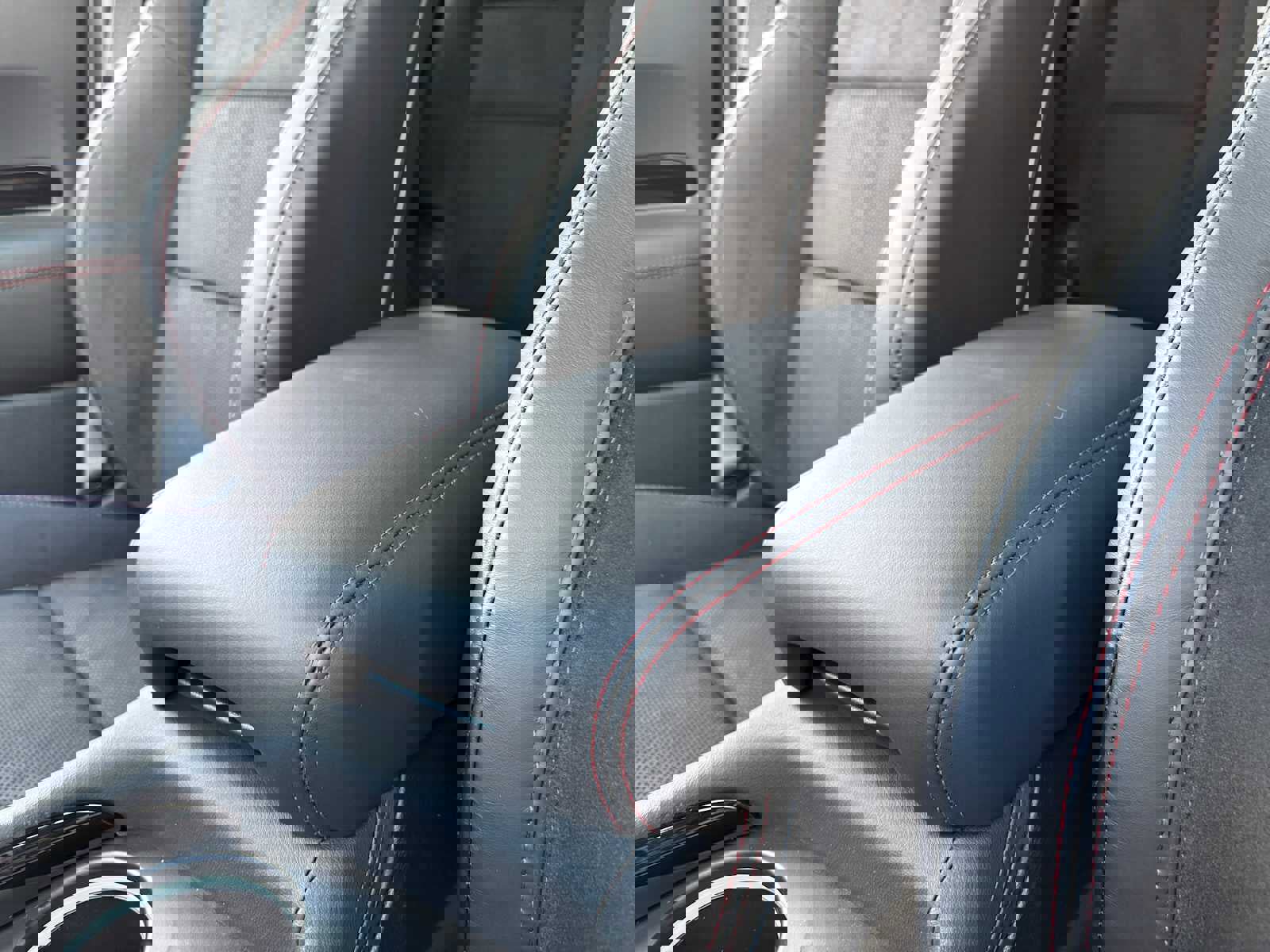 New 2026 Dodge Durango R/T w/ Blacktop Redline Package image 36