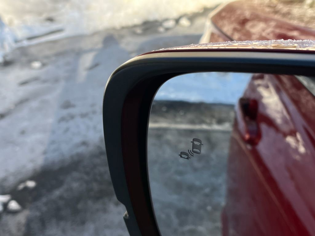 Used 2025 Honda Pilot EX-L image 25