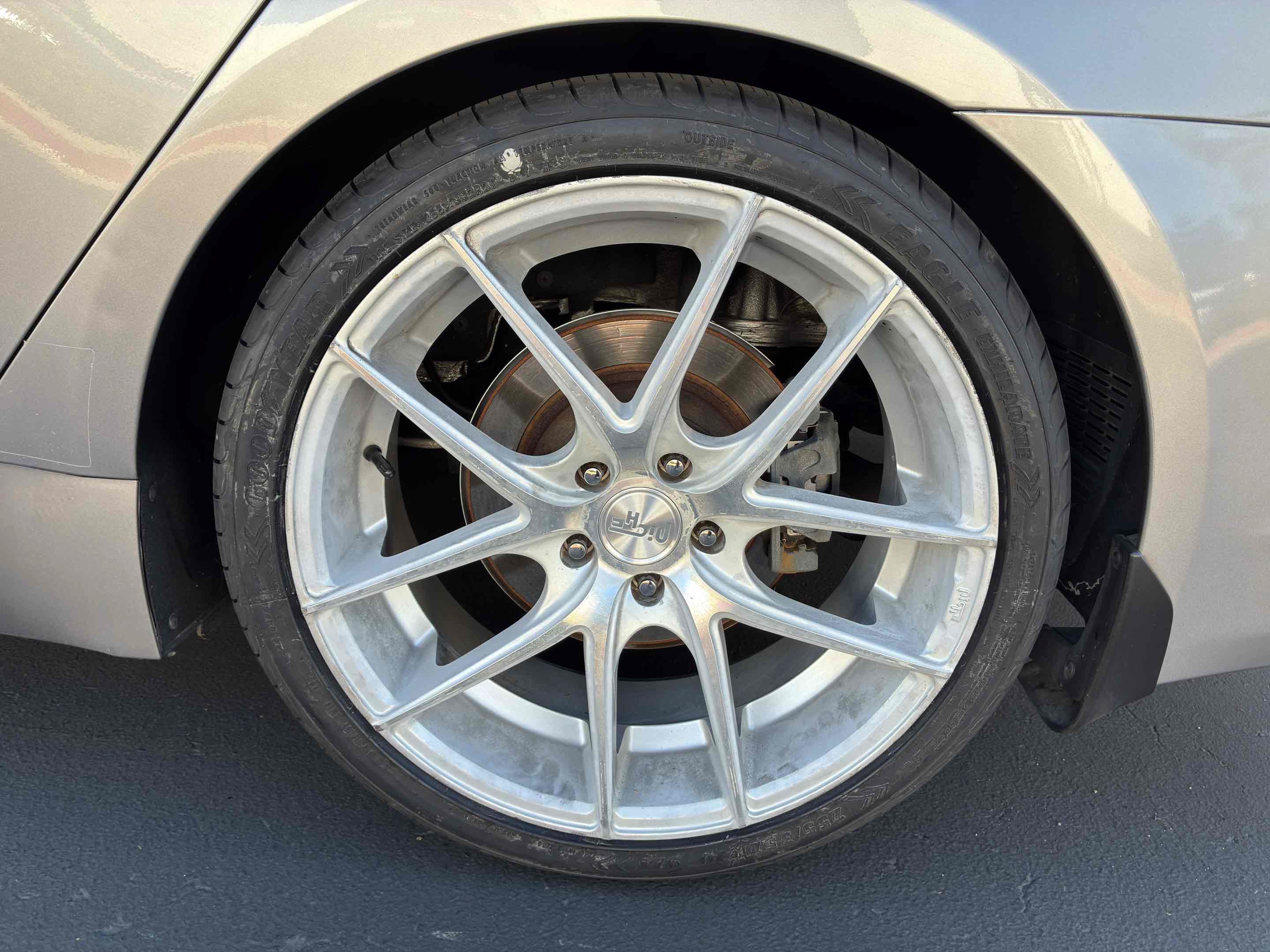 Used 2012 Hyundai Genesis 5.0 RWD image 15