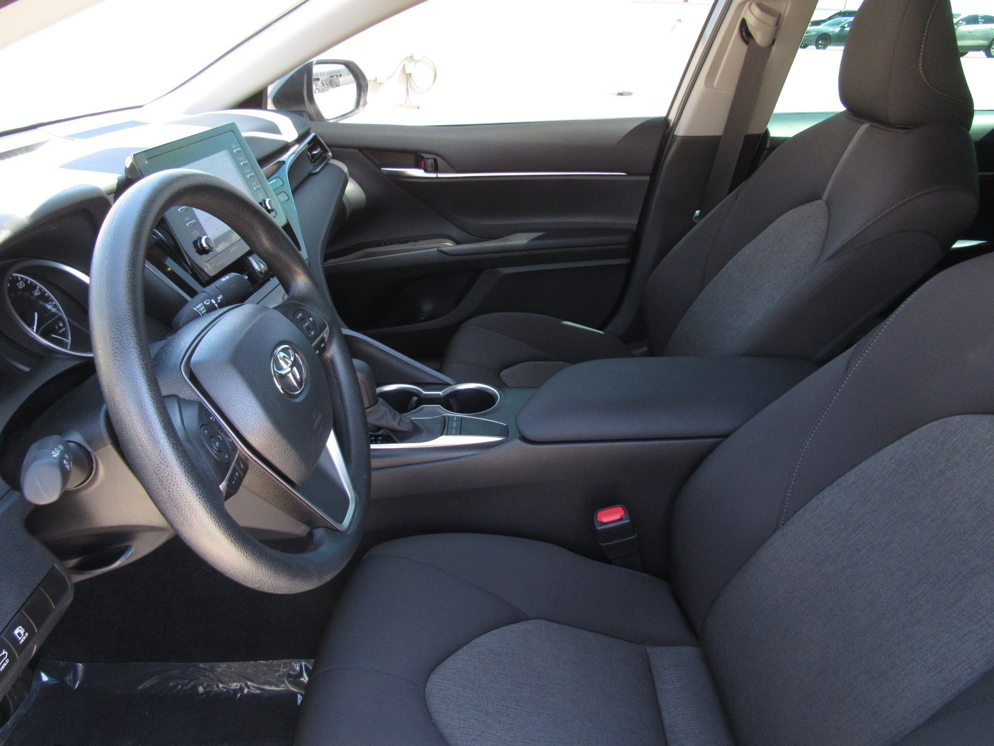 Used 2024 Toyota Camry LE FWD image 13