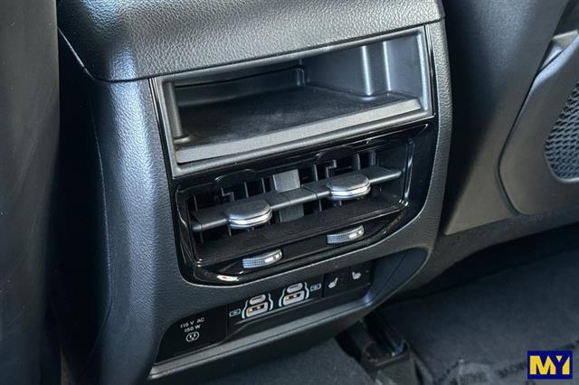 Used 2024 Jeep Grand Cherokee Limited 4xe image 15