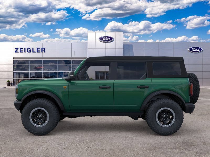 New 2025 Ford Bronco Badlands AWD/4WD image 3