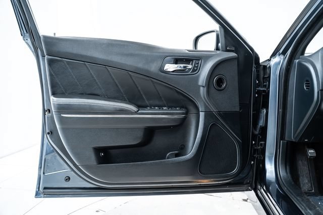 Used 2018 Dodge Charger SRT Hellcat w/ Harman/Kardon Audio Group RWD image 13