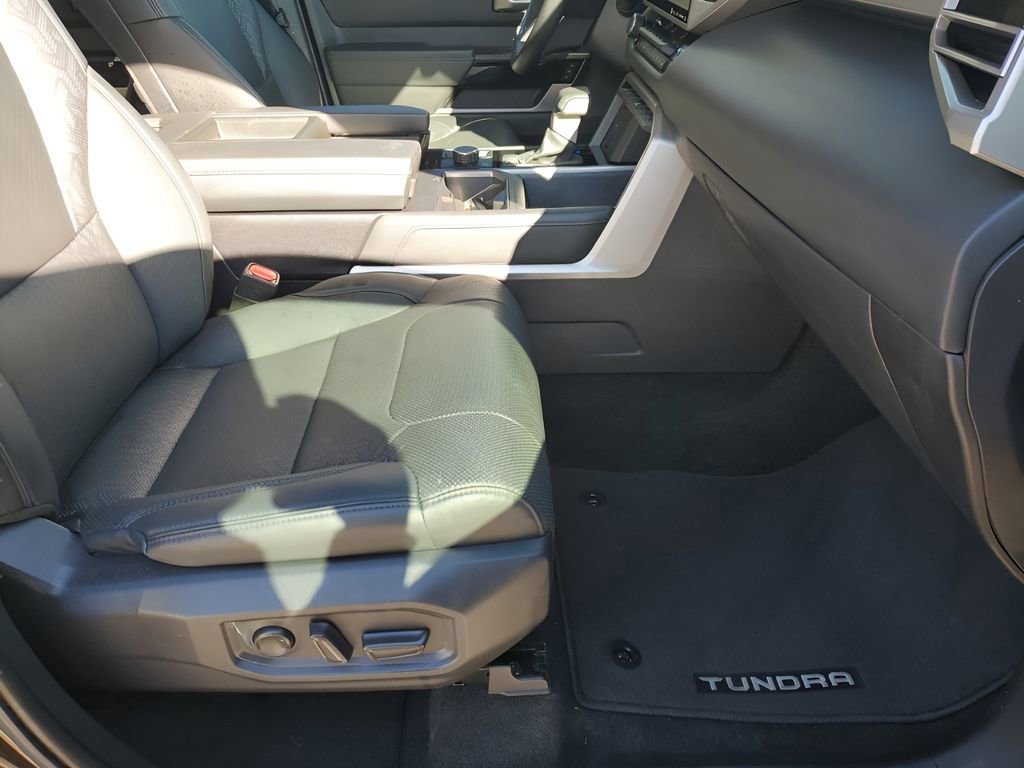 Used 2024 Toyota Tundra Limited image 16