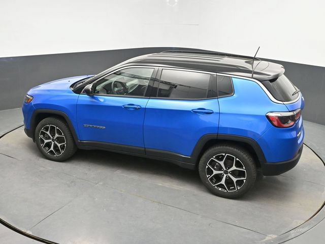 Used 2025 Jeep Compass Limited AWD/4WD image 24