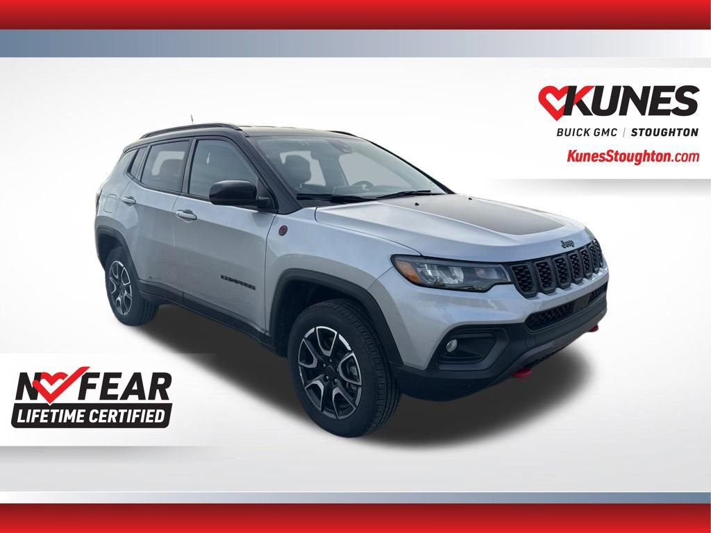 Used 2025 Jeep Compass Trailhawk