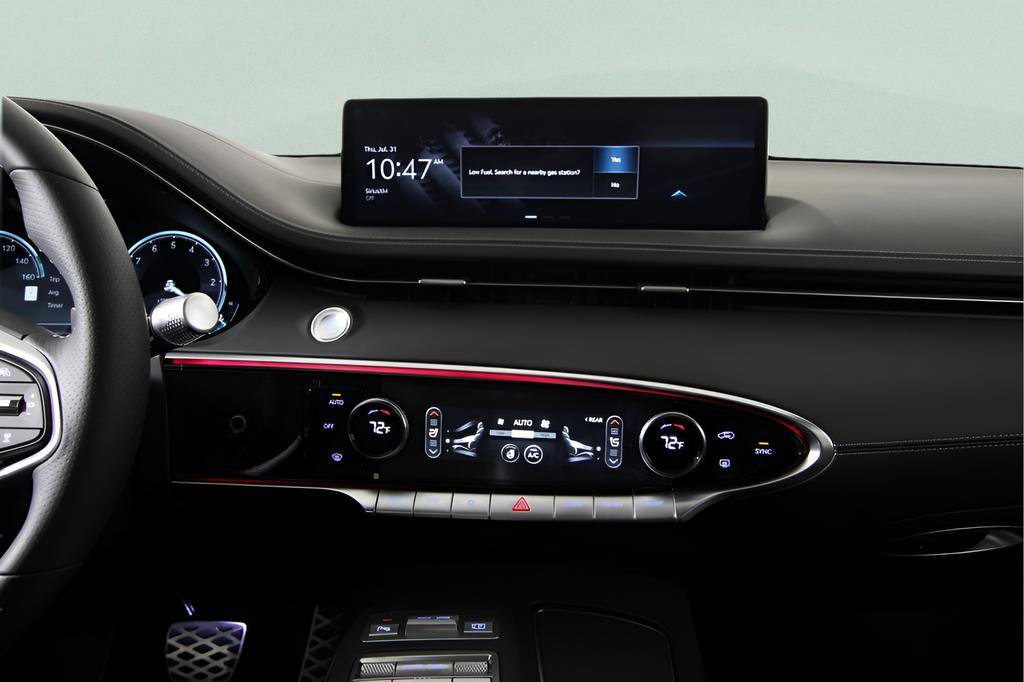 Used 2025 Genesis GV70 3.5T Sport w/ Sport Prestige Package AWD/4WD image 28