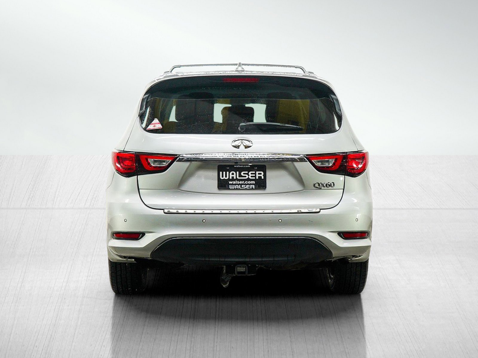 Used 2017 INFINITI QX60 AWD w/ Premium Plus Package image 4