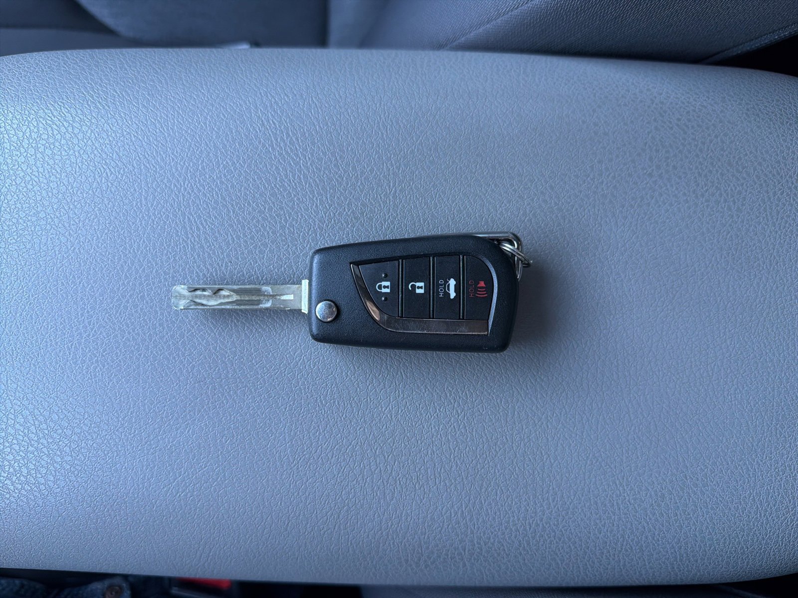 Used 2020 Toyota Camry LE image 80