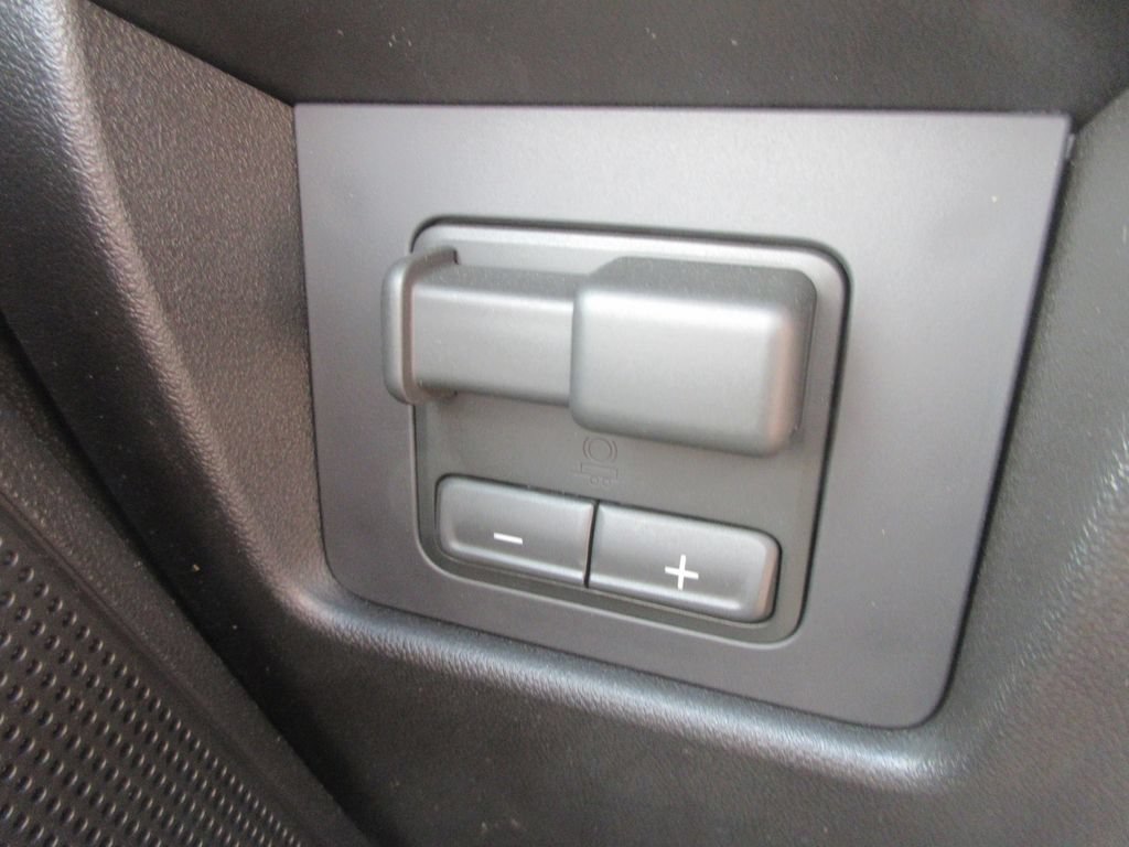 New 2026 GMC Canyon AT4X w/ AT4X AEV Edition AWD/4WD image 21