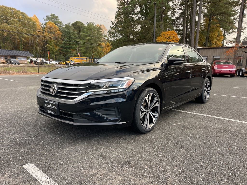 Used 2021 Volkswagen Passat 2.0T SE