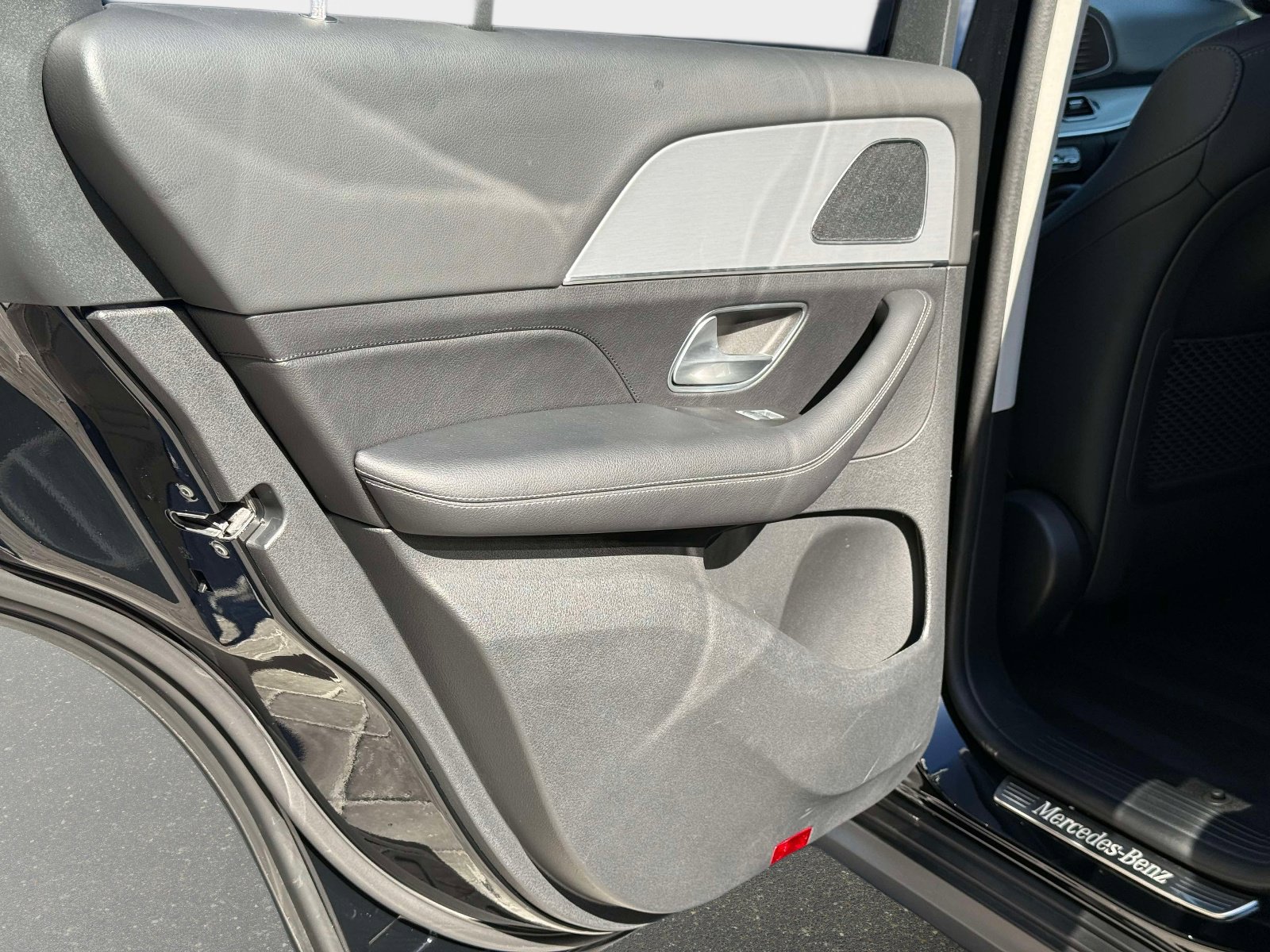 Used 2024 Mercedes-Benz GLE 350 4MATIC image 27