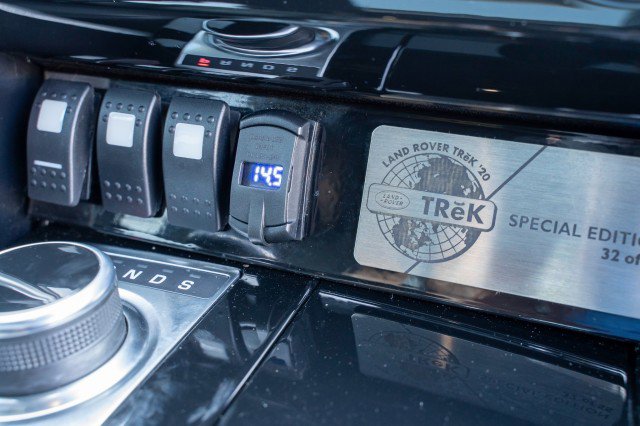 Used 2020 Land Rover Discovery HSE image 23