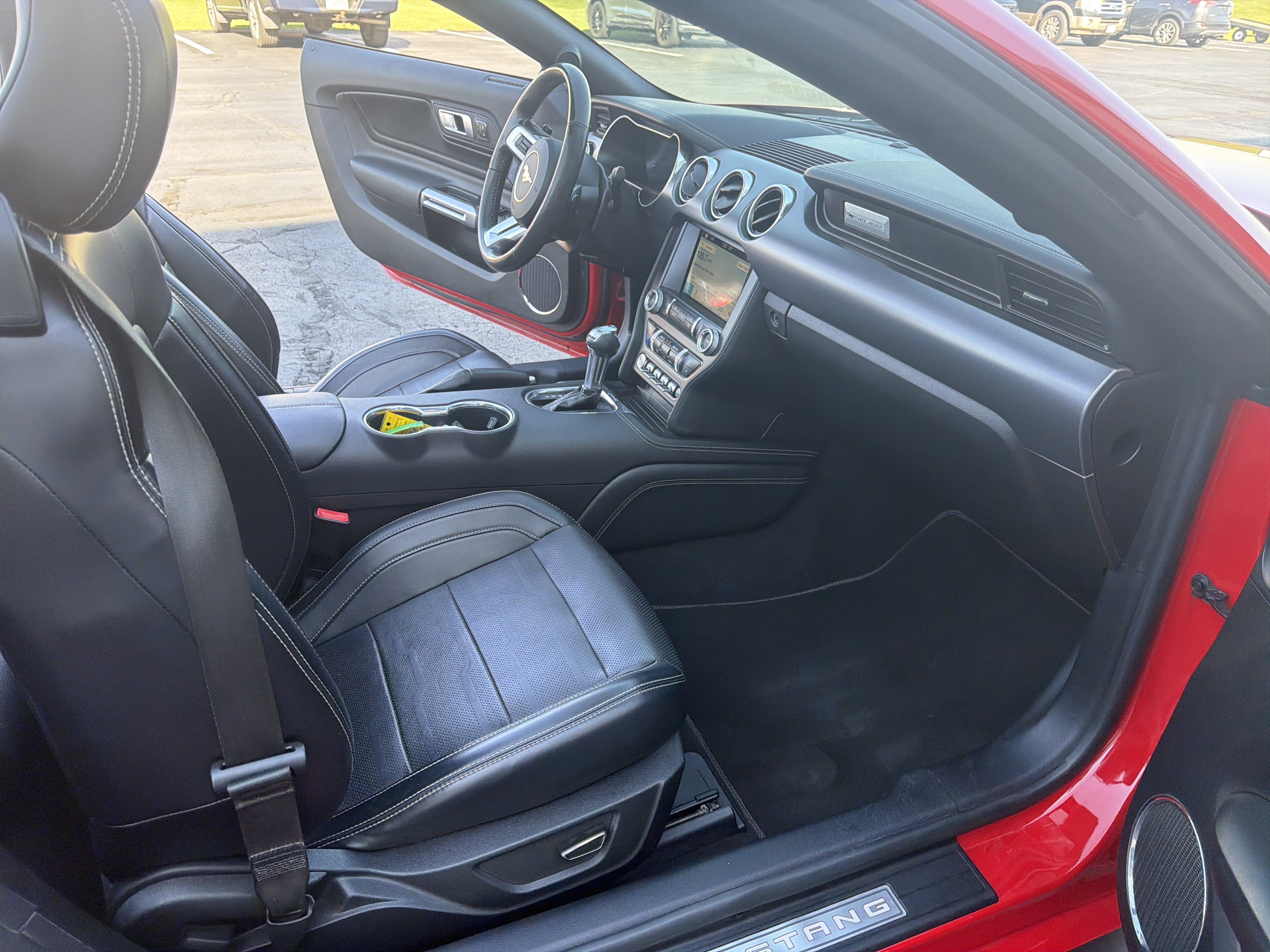 Used 2019 Ford Mustang Premium w/ Equipment Group 201A RWD image 41