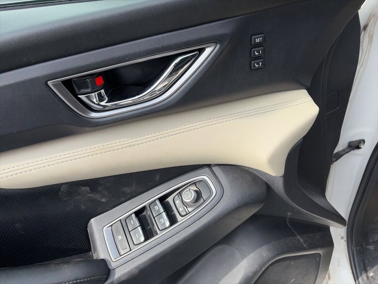 Used 2019 Subaru Ascent Limited AWD/4WD image 15