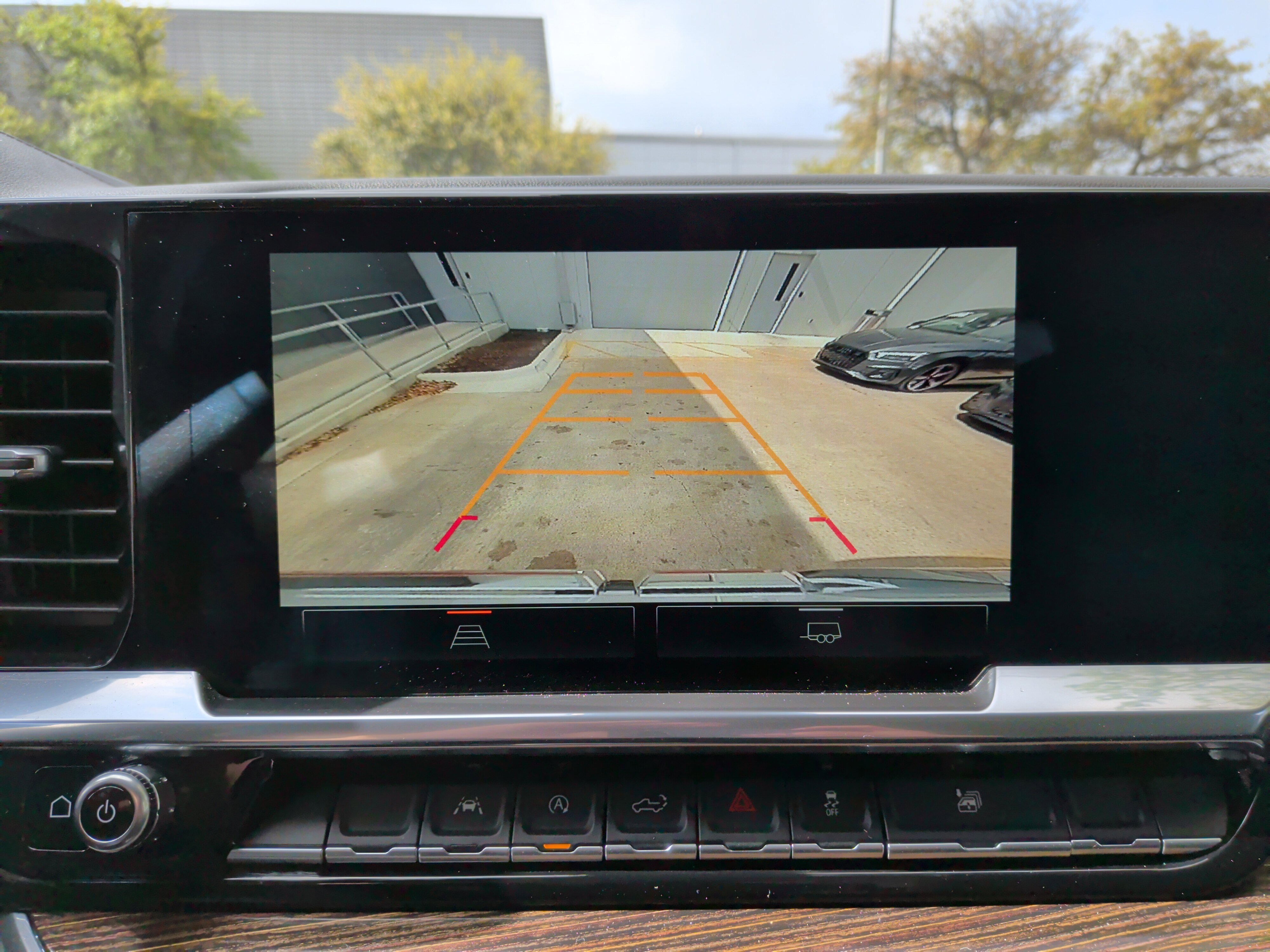 Used 2025 GMC Sierra 1500 SLE image 22