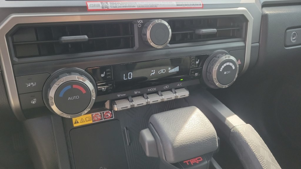 New 2026 Toyota 4Runner TRD Off-Road Premium AWD/4WD image 15