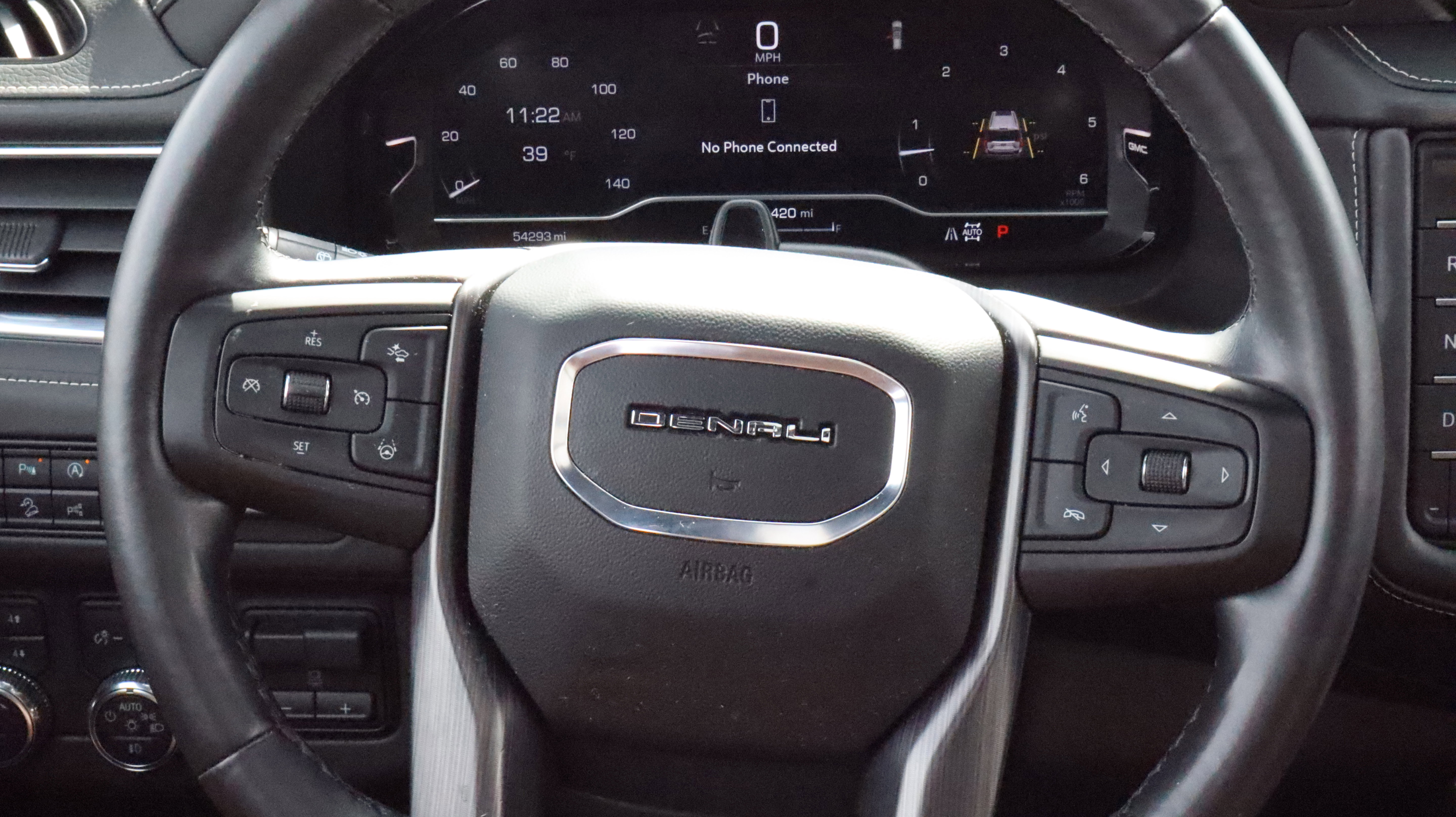 Certified 2023 GMC Yukon XL Denali Ultimate AWD/4WD image 9